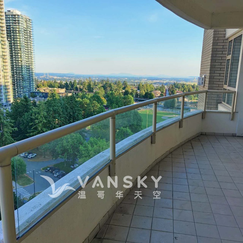 250814223715_east bacony can view south east north.jpg